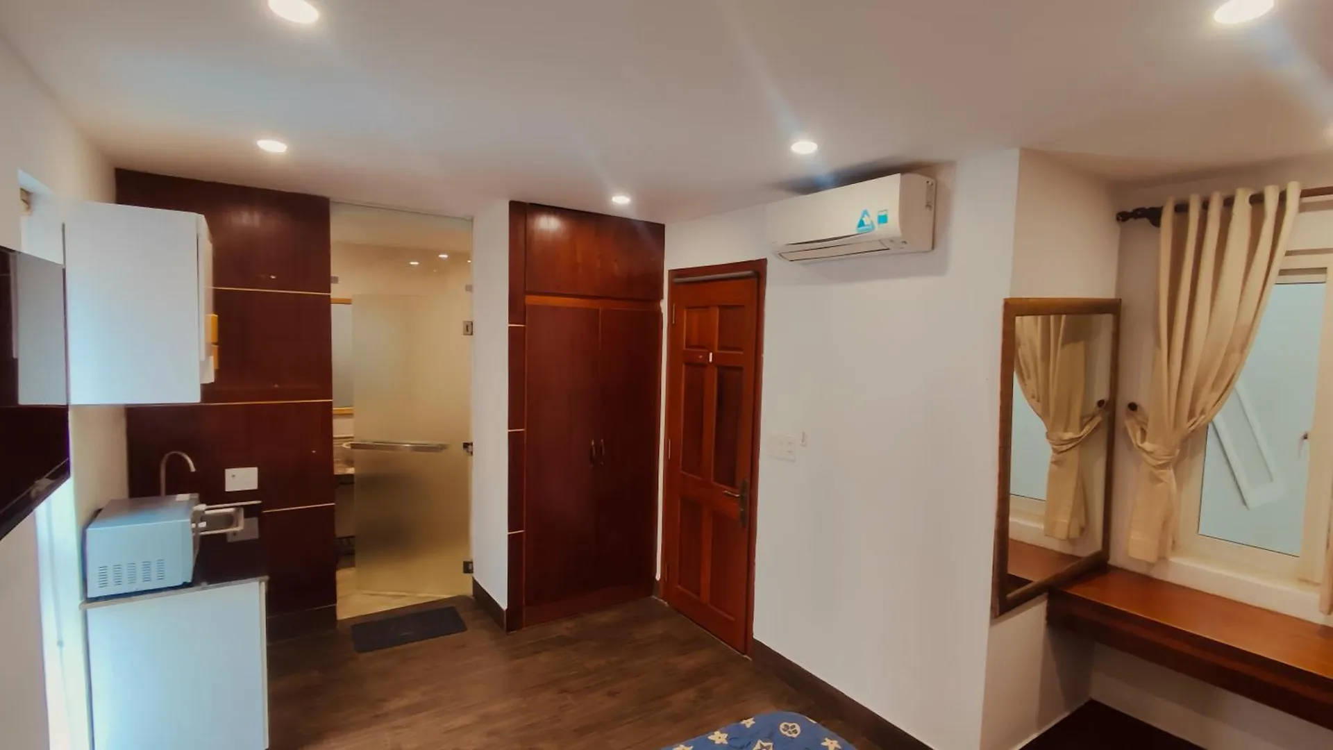 Nice Village- Apartment With Private Bathroom In Ho Chi Minh City